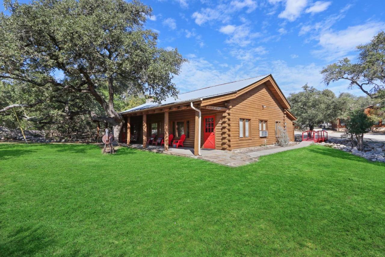 Wimberley Log Cabins Resort And Suites- Unit 4 Екстер'єр фото