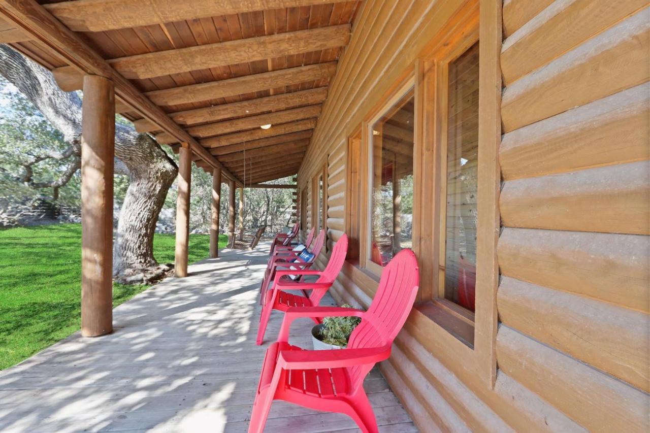 Wimberley Log Cabins Resort And Suites- Unit 4 Екстер'єр фото